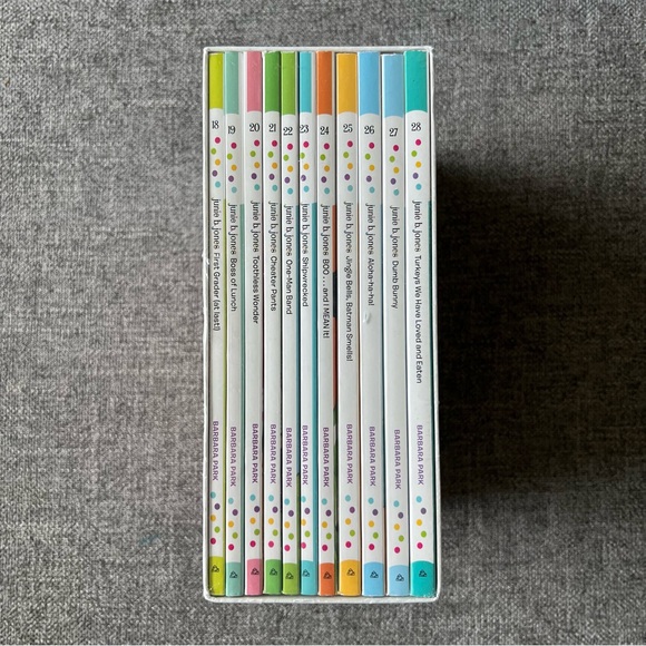 NEW Junie B. Jones Complete First Grade Collection: Books 18-28 - Picture 3 of 6